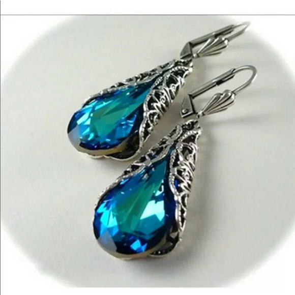 Jewelry - 925 Silver Water Drop Earrings